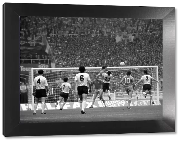F. A. Cup Final. Manchester City 1 v. Tottenham Hotspur 1. May 1981 MF02-30-046