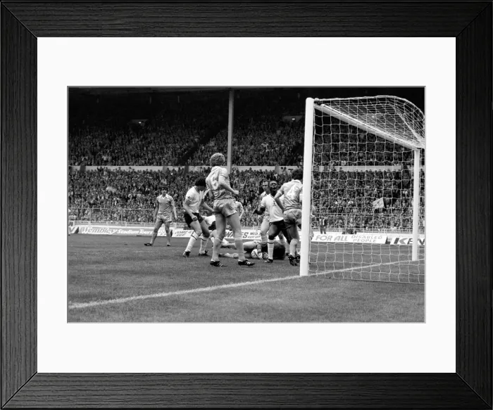 Framed Print : F. A. Cup Final. Manchester City 1 v. Tottenham Hotspur 1. May 1981 MF02-30-011 Framed Print : F. A. Cup Final. Manchester City 1 v. Tottenham Hotspur 1. May 1981 MF02-30-011