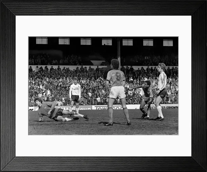 Framed Print : Bolton Wanderers 0 v. Luton 3. Division Two Football. May 1981 MF02-26 Framed Print : Bolton Wanderers 0 v. Luton 3. Division Two Football. May 1981 MF02-26