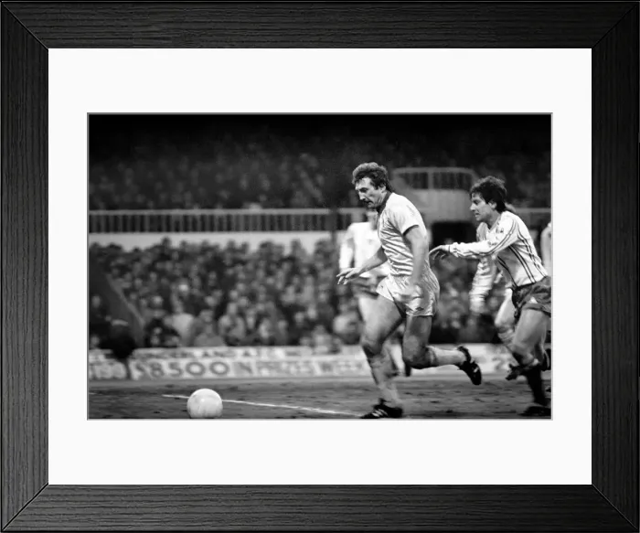 Framed Print : English FA Cup Fourth Round match. Sunderland 0 v Liverpool 3. January 1982 MF05-20-024 Framed Print : English FA Cup Fourth Round match. Sunderland 0 v Liverpool 3. January 1982 MF05-20-024