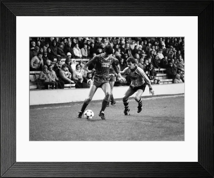 Framed Print : English League Division One match at Anfield Liverpool 0 v Wolverhampton Wanderers