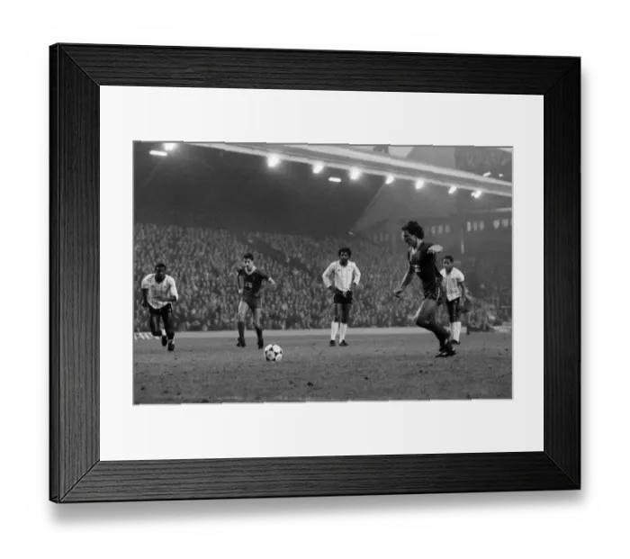 Framed Print : English League Division One match at Anfield Liverpool 5 v Notts County 0 Framed Print : English League Division One match at Anfield Liverpool 5 v Notts County 0