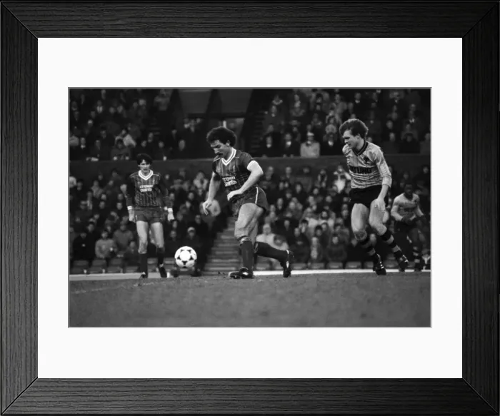 Framed Print : English League Division One match at Anfield Liverpool 0 v Wolverhampton Wanderers