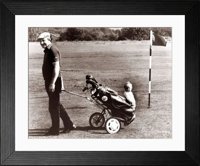 Framed Print : Golf fanatic David Moore, a salesman from Ryton, Tyne and Wear Framed Print : Golf fanatic David Moore, a salesman from Ryton, Tyne and Wear