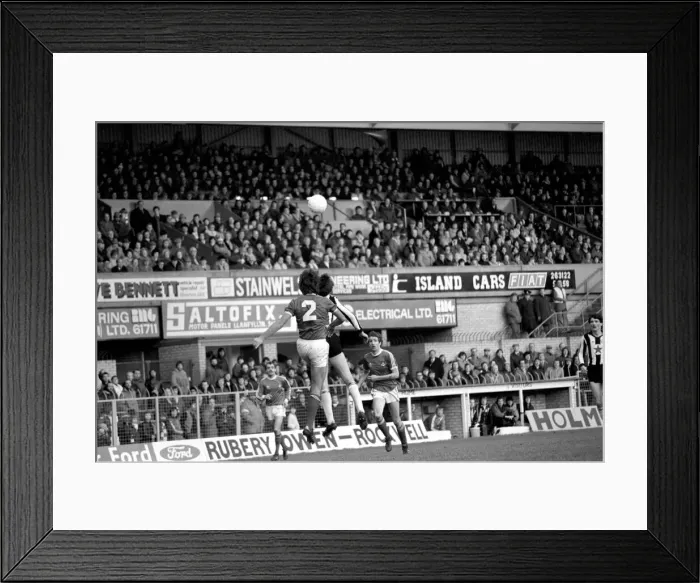 Framed Print : Wrexham 0 v. Newcastle 0. Division Two Football. January 1981 MF01-09-037 Framed Print : Wrexham 0 v. Newcastle 0. Division Two Football. January 1981 MF01-09-037