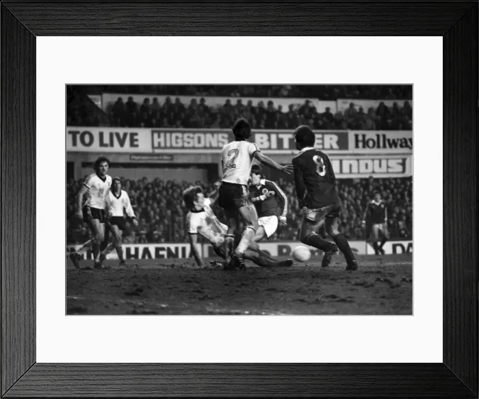 Framed Print : Everton 0 v. Ipswich 0. Division One Football. January 1981 MF01-12-024
