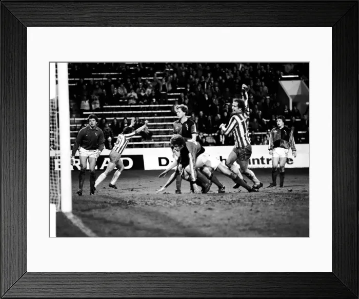 Framed Print : Sheffield Wednesday 4 v. Bristol Rovers 1. Division Two Football. MF01-10-018
