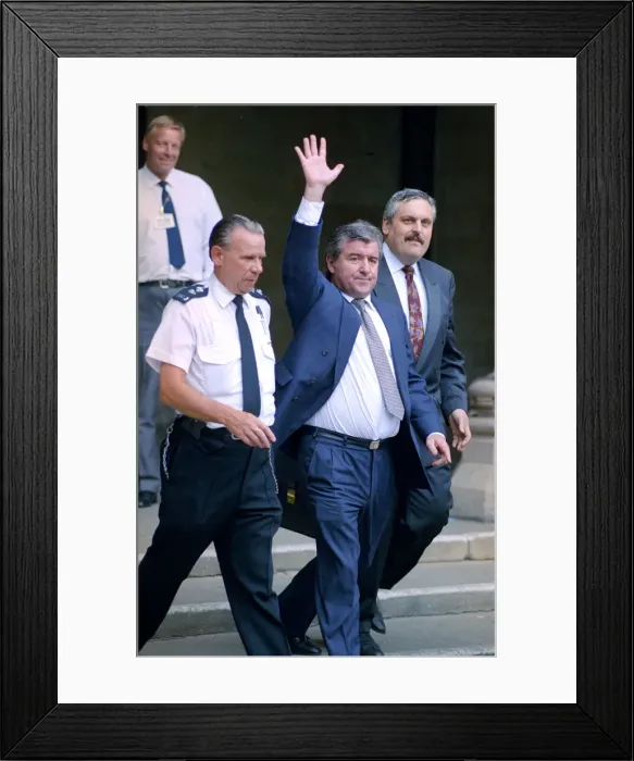 Framed Print : Sacked manager of Tottenham Hotspur Football Club Terry Venables waves to supporters as Framed Print : Sacked manager of Tottenham Hotspur Football Club Terry Venables waves to supporters as