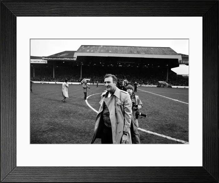 Framed Print : Manchester City 4 v. Crystal Palace 0. F. A Cup Football. January 1981 MF01-03