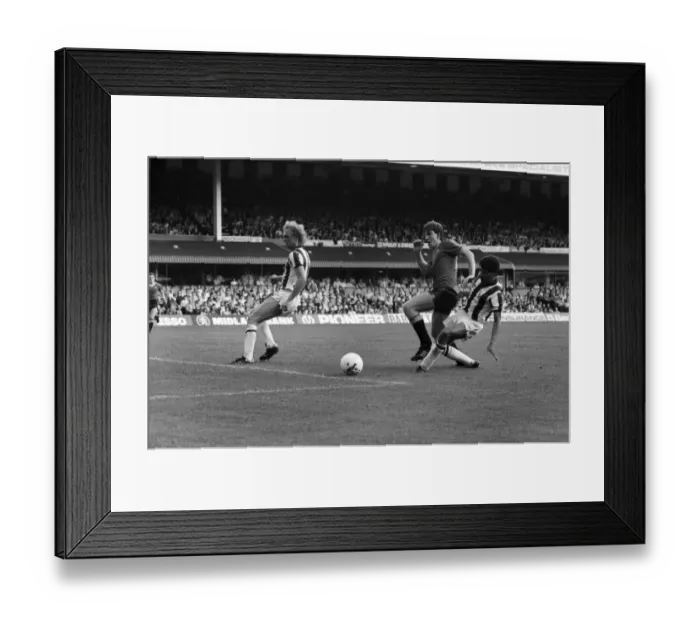 Framed Print : English League Division One match. West Bromich Albion 3 v Manchester United 1 Framed Print : English League Division One match. West Bromich Albion 3 v Manchester United 1
