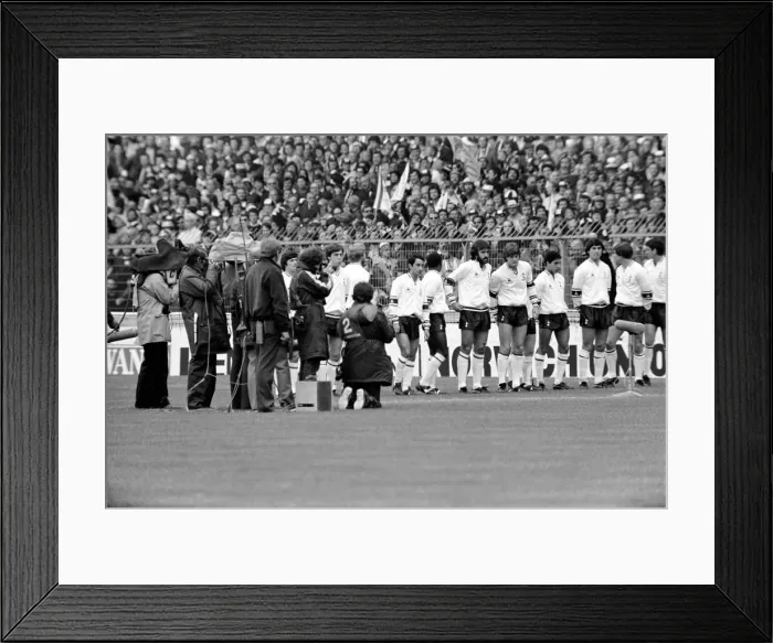 Framed Print : 1980 / 81 Season F. A. Cup Final Wembley. Tottenham Hotspur v Manchester City Framed Print : 1980 / 81 Season F. A. Cup Final Wembley. Tottenham Hotspur v Manchester City