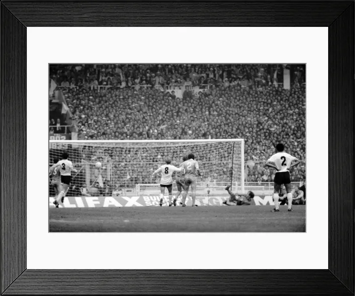 Framed Print : 1980 / 81 Season F. A. Cup Final Wembley. Tottenham Hotspur v Manchester City Framed Print : 1980 / 81 Season F. A. Cup Final Wembley. Tottenham Hotspur v Manchester City