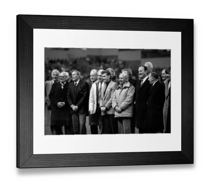Framed Print : Arsenal 1 v. Southampton 0. Division One Football. December 1986 LF21-25-048 Framed Print : Arsenal 1 v. Southampton 0. Division One Football. December 1986 LF21-25-048