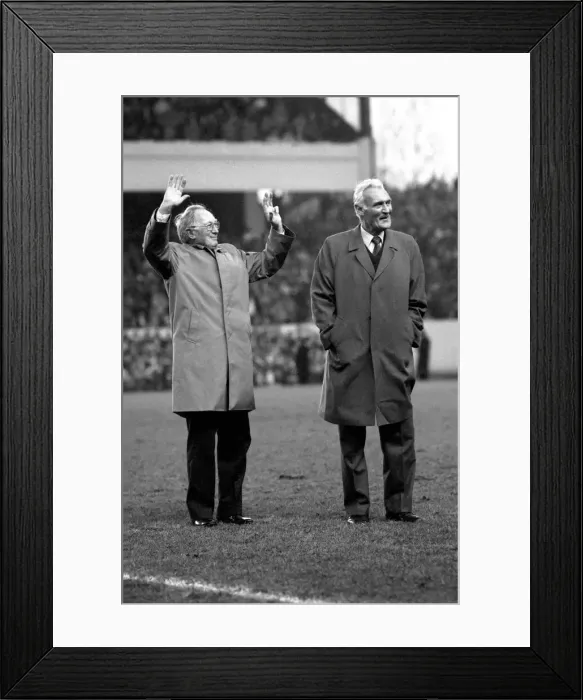 Framed Print : Arsenal 1 v. Southampton 0. Division One Football. December 1986 LF21-25-017 Former Framed Print : Arsenal 1 v. Southampton 0. Division One Football. December 1986 LF21-25-017 Former