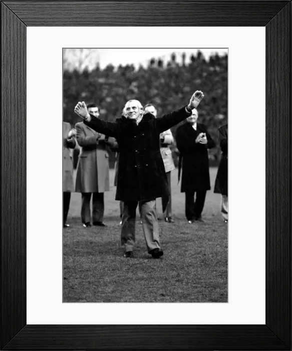 Framed Print : Arsenal 1 v. Southampton 0. Division One Football. December 1986 LF21-25-043 Former Framed Print : Arsenal 1 v. Southampton 0. Division One Football. December 1986 LF21-25-043 Former