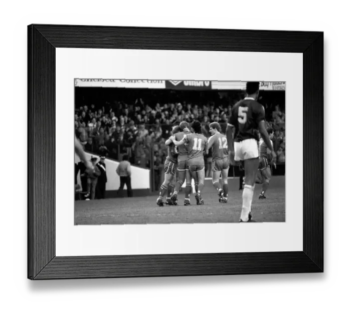 Framed Print : Chelsea 4 v. Aston Villa 1. Division One Football. December 1986 LF21-24-064 Framed Print : Chelsea 4 v. Aston Villa 1. Division One Football. December 1986 LF21-24-064