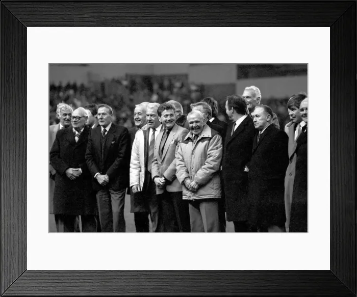 Framed Print : Arsenal 1 v. Southampton 0. Division One Football. December 1986 LF21-25-042 Former Framed Print : Arsenal 1 v. Southampton 0. Division One Football. December 1986 LF21-25-042 Former