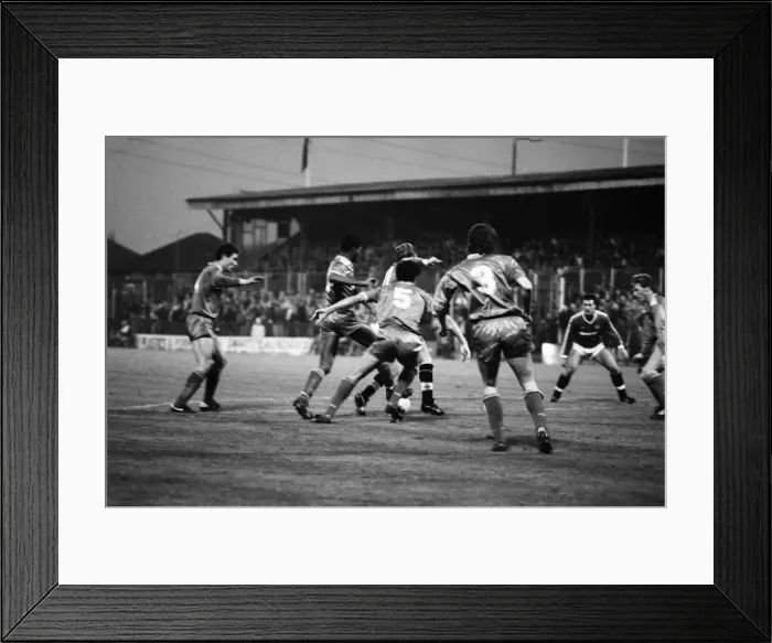 Framed Print : Wimbledon 1 v. Manchester United 0. Division One Football. November 1986 LF21-10-036