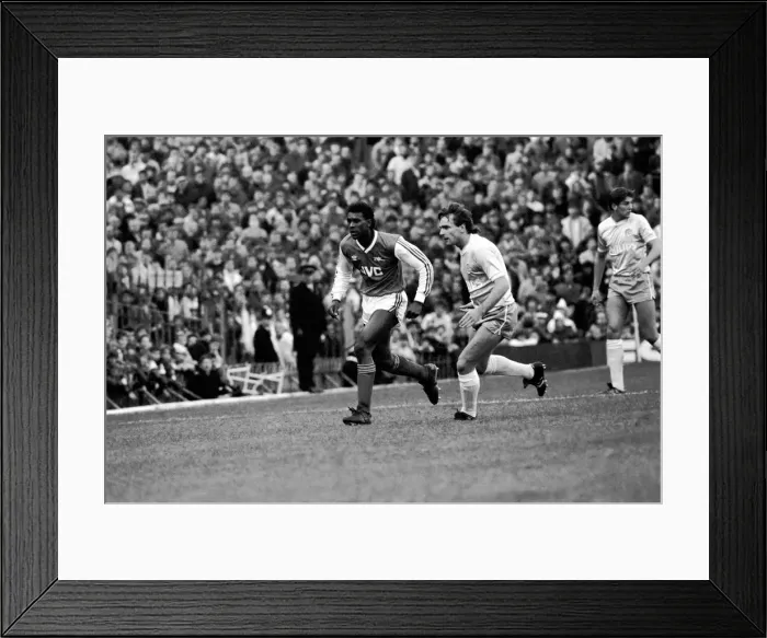 Framed Print : Arsenal 3 v. Manchester City 0. Division One Football. November 1986 LF21-06-087 Framed Print : Arsenal 3 v. Manchester City 0. Division One Football. November 1986 LF21-06-087