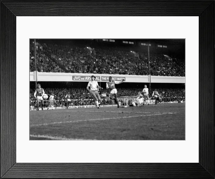 Framed Print : Arsenal 3 v. Manchester City 0. Division One Football. November 1986 LF21-06-052 Framed Print : Arsenal 3 v. Manchester City 0. Division One Football. November 1986 LF21-06-052
