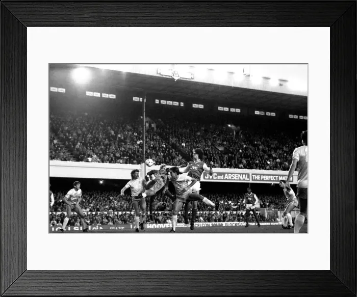 Framed Print : Arsenal 3 v. Manchester City 0. Division One Football. November 1986 LF21-06-020 Framed Print : Arsenal 3 v. Manchester City 0. Division One Football. November 1986 LF21-06-020
