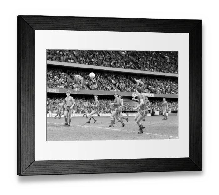 Framed Print : Chelsea 0-1 Liverpool league match, last of season, at Stamford Bridge, 3rd May 1986
