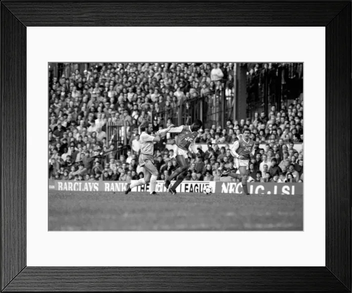 Framed Print : Arsenal 3 v. Manchester City 0. Division One Football. November 1986 LF21-06-055 Framed Print : Arsenal 3 v. Manchester City 0. Division One Football. November 1986 LF21-06-055