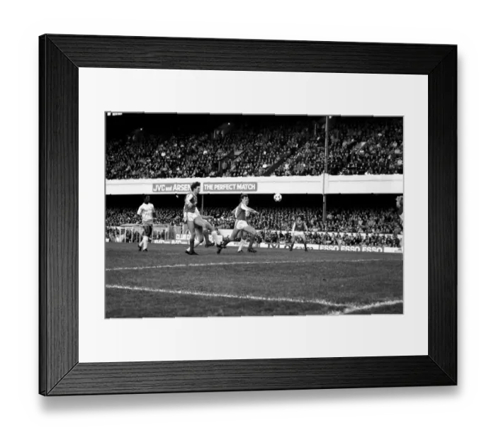 Framed Print : Arsenal 3 v. Manchester City 0. Division One Football. November 1986 LF21-06-065 Framed Print : Arsenal 3 v. Manchester City 0. Division One Football. November 1986 LF21-06-065