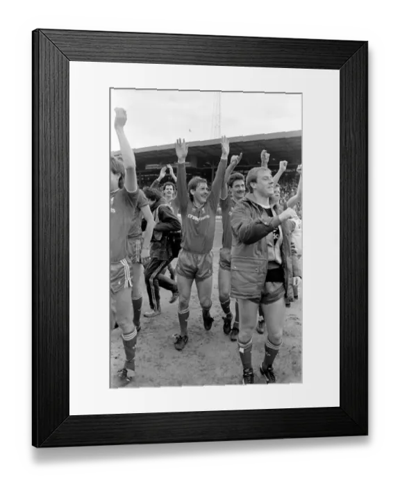 Framed Print : Chelsea 0-1 Liverpool league match, last of season, at Stamford Bridge, 3rd May 1986