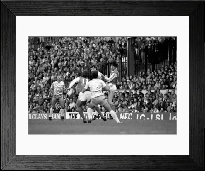 Framed Print : Arsenal 3 v. Manchester City 0. Division One Football. November 1986 LF21-06-001 Framed Print : Arsenal 3 v. Manchester City 0. Division One Football. November 1986 LF21-06-001