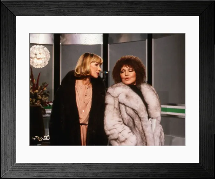 Framed Print : Cleo Laine with Susan Hampshire February 1980 Framed Print : Cleo Laine with Susan Hampshire February 1980