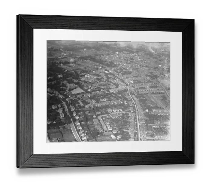 Framed Print : Aerial view of Colchester Town. Circa 1926