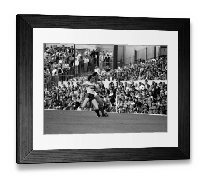Framed Print : Arsenal 3 v. Watford 1. Division One Football. October 1986 LF20-03-025 Framed Print : Arsenal 3 v. Watford 1. Division One Football. October 1986 LF20-03-025