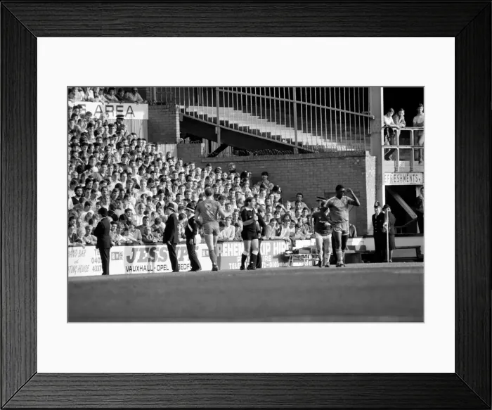Framed Print : West Ham United 5 v. Chelsea 3. Division One Football. October 1986 LF20-01-025