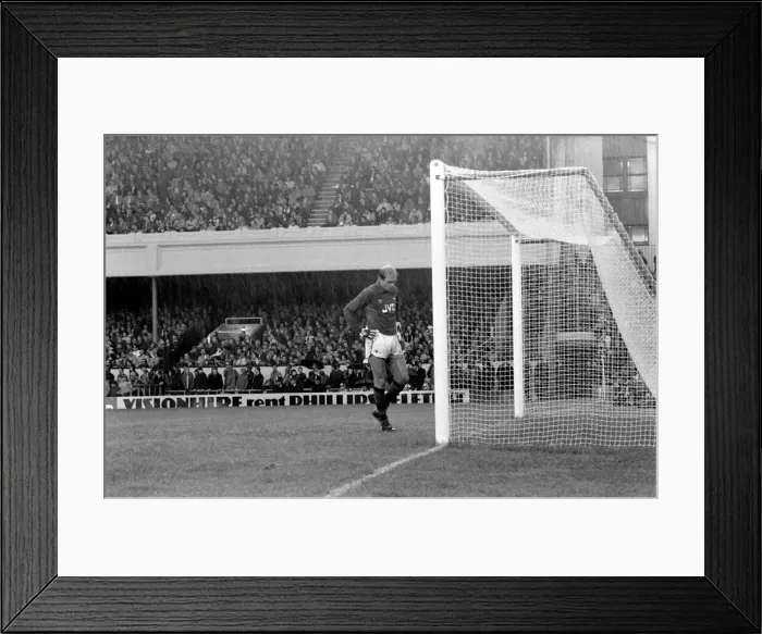 Framed Print : Division One Football, 1982 / 83 Season. Arsenal v West Ham United, Highbury Framed Print : Division One Football, 1982 / 83 Season. Arsenal v West Ham United, Highbury