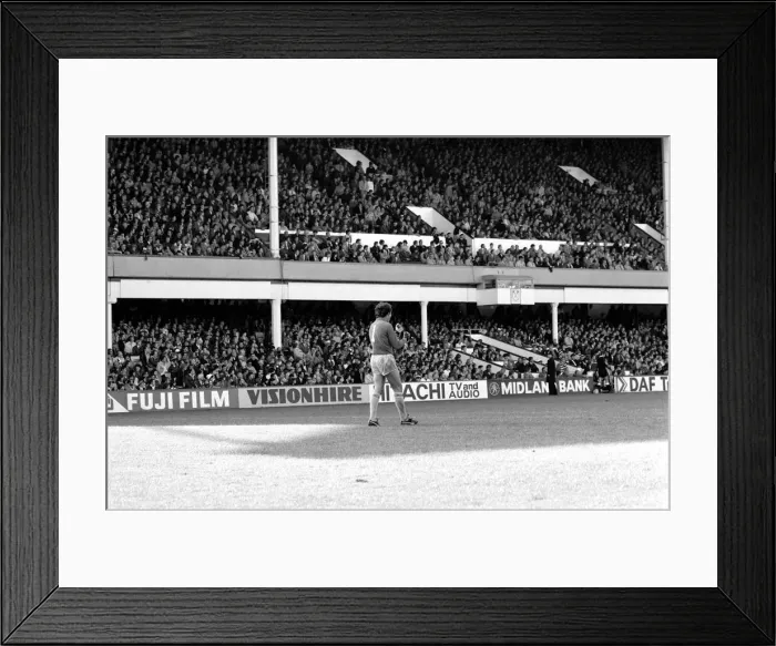 Framed Print : Division One Football 1981  /  82 Season, West Ham United v Liverpool, Upton Park