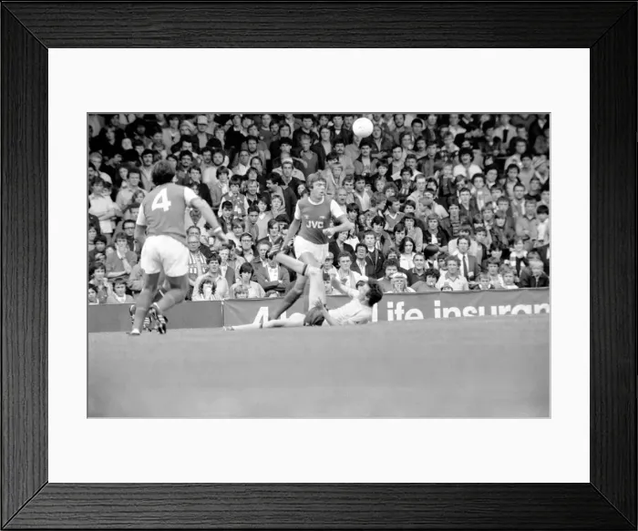 Framed Print : Division One Football 1981  /  82 Season. Arsenal v. Sunderland, Highbury
