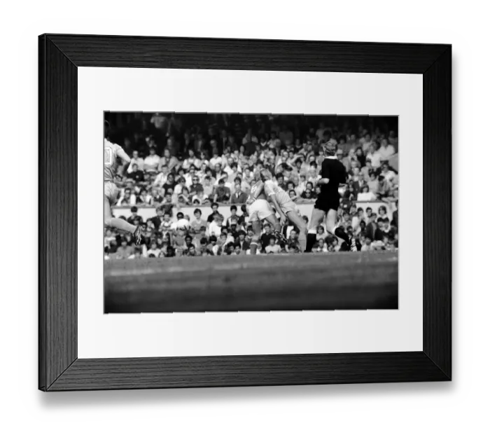 Framed Print : Division One Football 1981  /  82, Arsenal v Stoke, Highbury