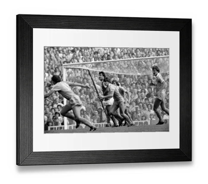 Framed Print : Division One Football 1981 / 82, Arsenal v Stoke, Highbury Framed Print : Division One Football 1981 / 82, Arsenal v Stoke, Highbury