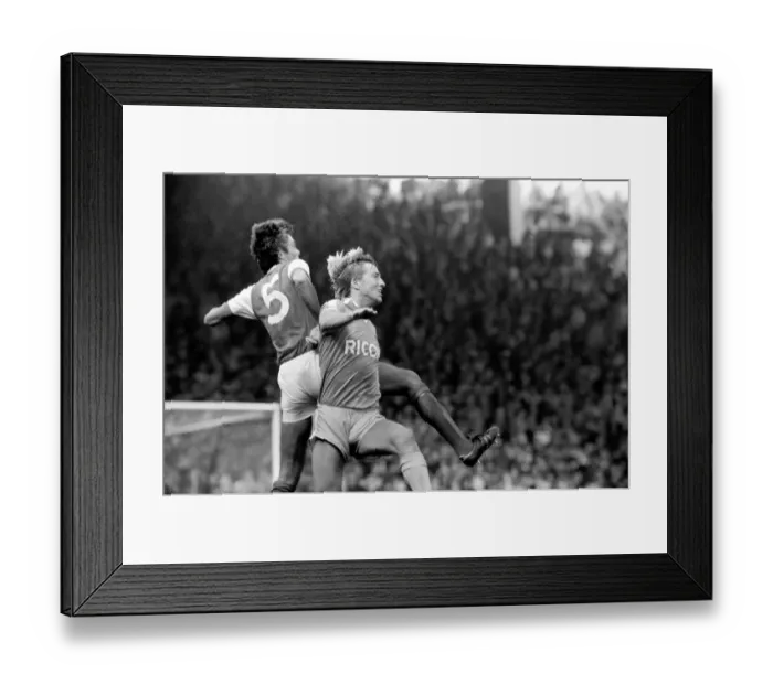 Framed Print : Division One Football 1981 / 82, Arsenal v Stoke, Highbury Framed Print : Division One Football 1981 / 82, Arsenal v Stoke, Highbury
