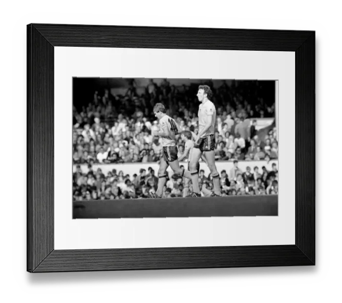 Framed Print : Division One Football 1981 / 82 Season. Arsenal v. Sunderland, Highbury Framed Print : Division One Football 1981 / 82 Season. Arsenal v. Sunderland, Highbury