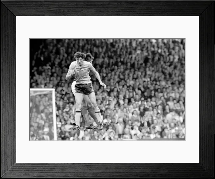 Framed Print : Division One Football 1981 / 82 Season. Arsenal v. Sunderland, Highbury Framed Print : Division One Football 1981 / 82 Season. Arsenal v. Sunderland, Highbury