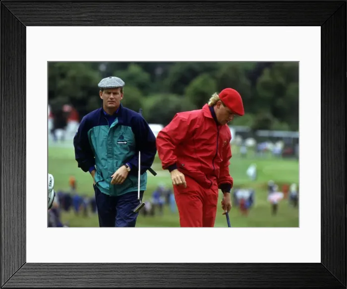 Framed Print : Sandy Lyle with Payne Stewart July 1988 Framed Print : Sandy Lyle with Payne Stewart July 1988