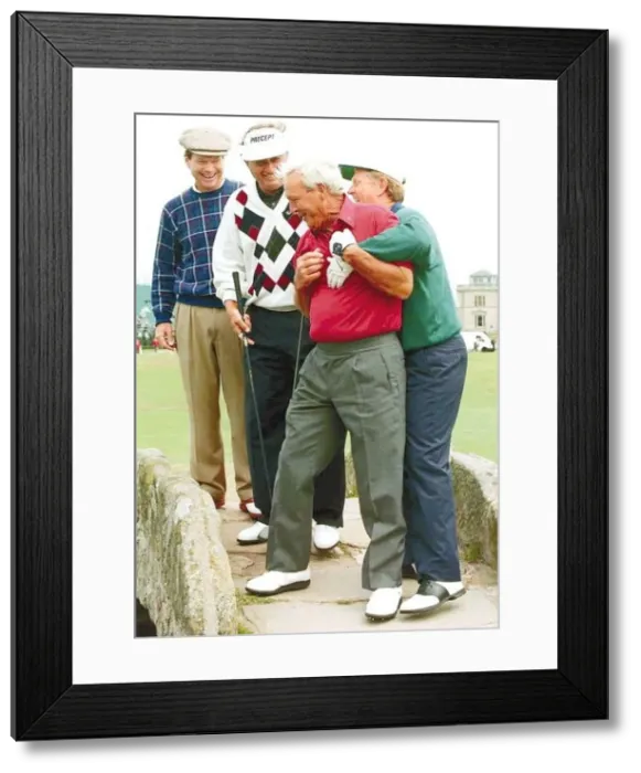 : Arnold Palmer jokes with Tom Watson Jack Nicklaus Raymond Floyd bridge St Andrews : Arnold Palmer jokes with Tom Watson Jack Nicklaus Raymond Floyd bridge St Andrews