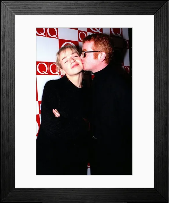 Framed Print : Chris Evans kisses Zoe Ball November 1997 arms folded wearing black Framed Print : Chris Evans kisses Zoe Ball November 1997 arms folded wearing black