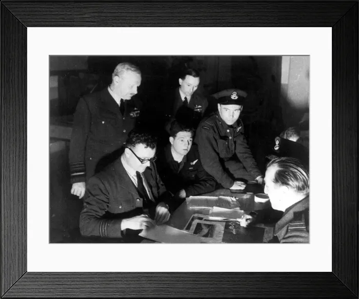 Framed Print : Air Officer Commander in Chief Arthur Bomber Framed Print : Air Officer Commander in Chief Arthur Bomber