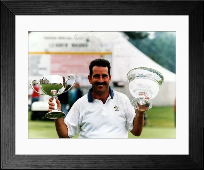 Framed Print : Sam Torrance wins his fifth Scottish Professional title