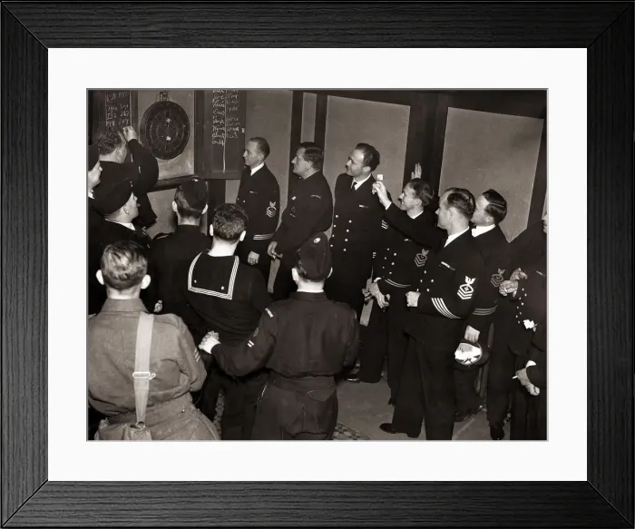 Framed Print : American sailors challenge ARP personel to a game of dartsat the Cranley Arms Chelsea