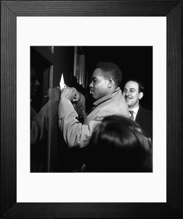 Framed Print : Garfield Sobers, April 1958, West Indian Cricketer arriving at London Road Station