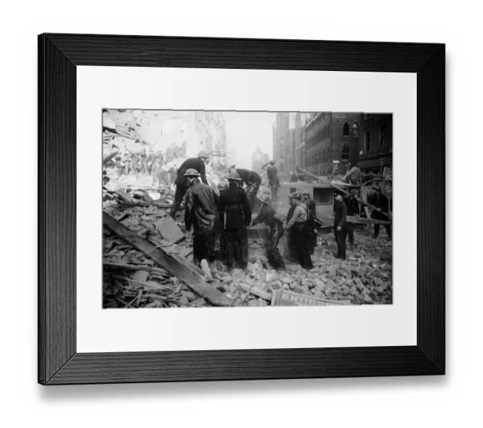 Framed Print : London Fire Service on Endell St, WC2, minutes after a daytime raid